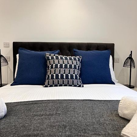 Chapel - Central Studio Apartment バース エクステリア 写真