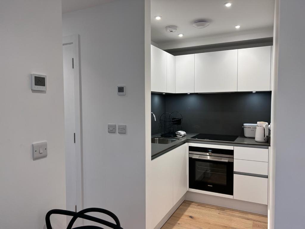 Chapel - Central Studio Apartment バース エクステリア 写真