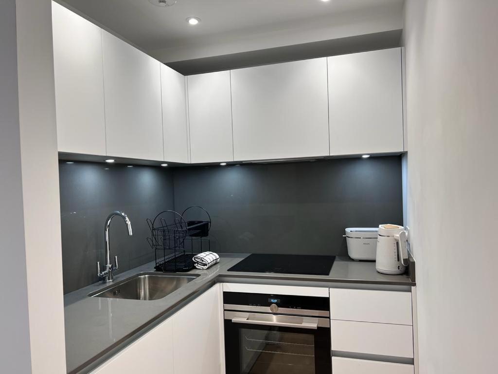 Chapel - Central Studio Apartment バース エクステリア 写真