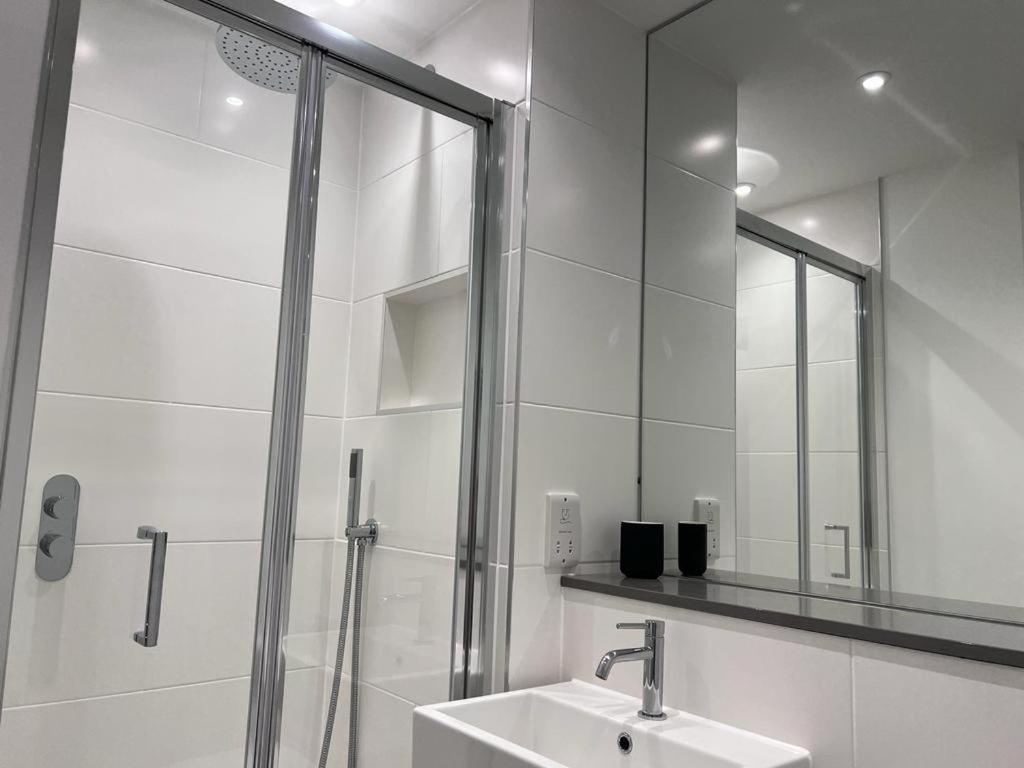 Chapel - Central Studio Apartment バース エクステリア 写真