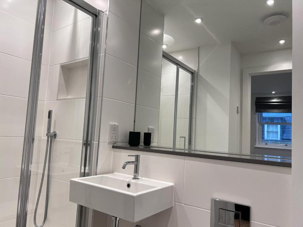 Chapel - Central Studio Apartment バース エクステリア 写真